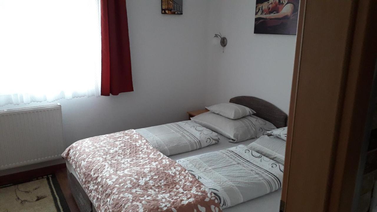 Orchidea Apartman Heviz Exterior photo