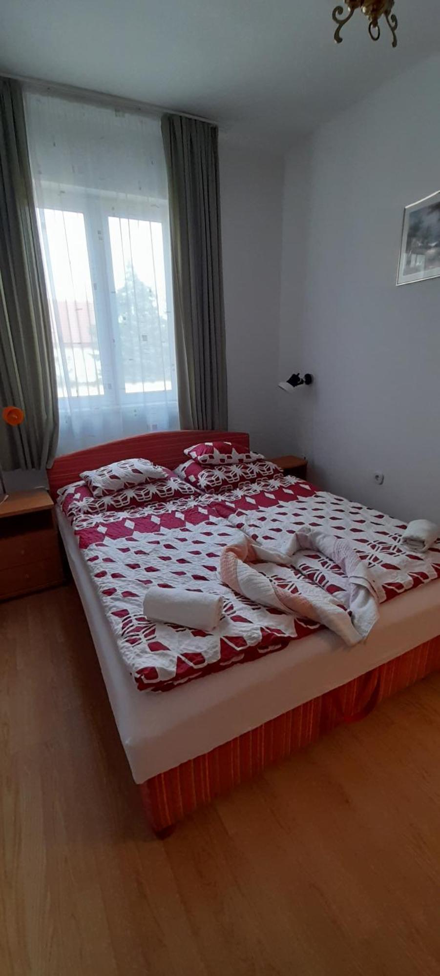 Orchidea Apartman Heviz Exterior photo