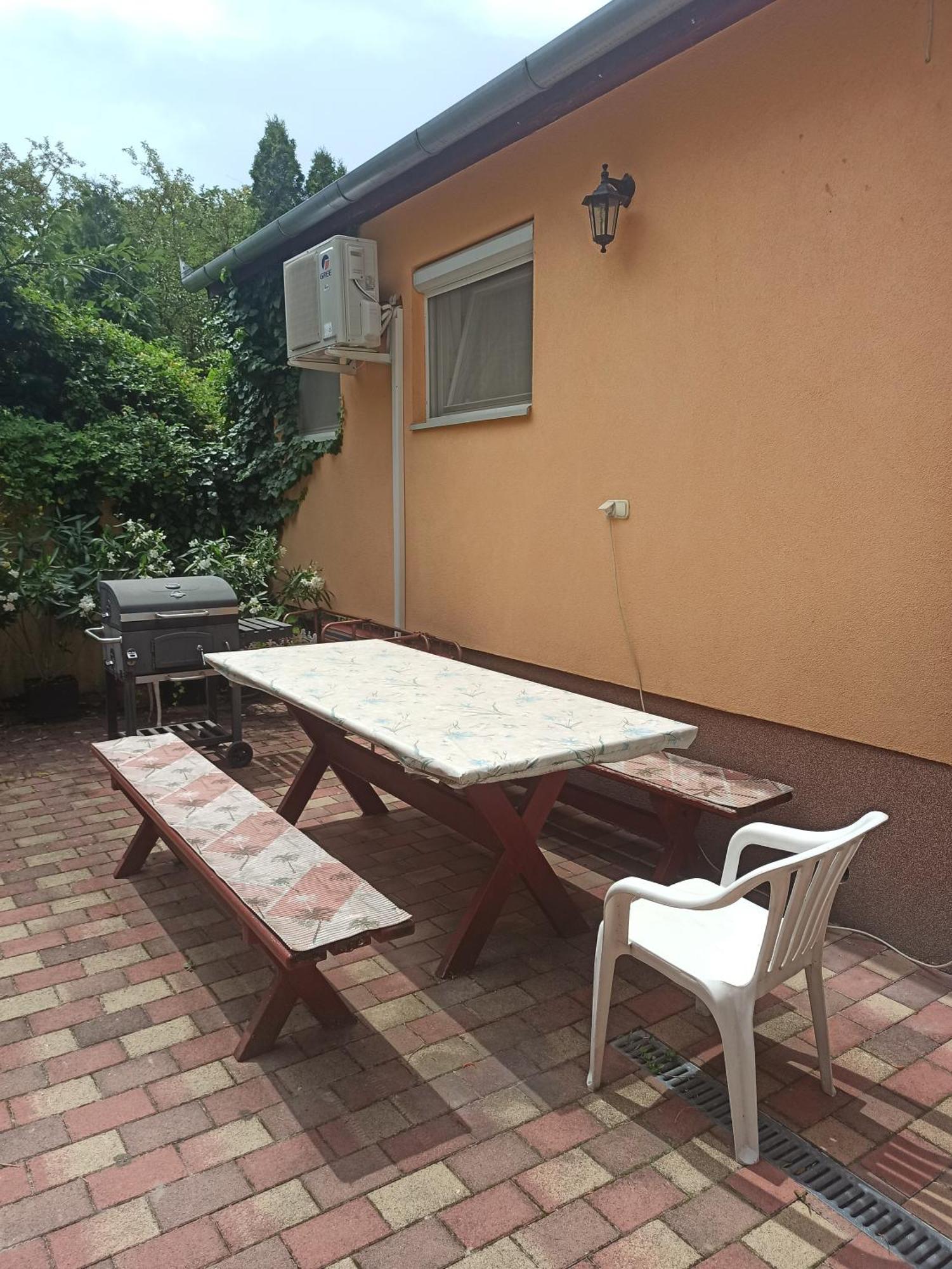 Orchidea Apartman Heviz Exterior photo