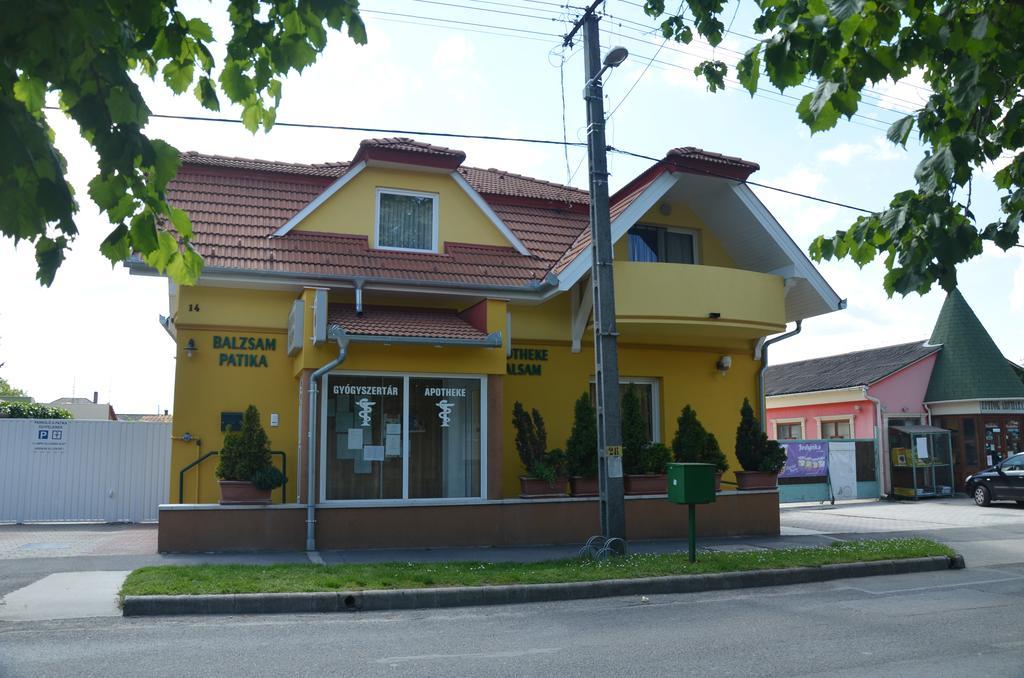 Orchidea Apartman Heviz Exterior photo