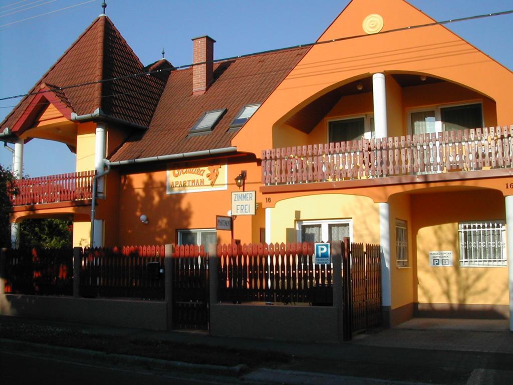 Orchidea Apartman Heviz Exterior photo
